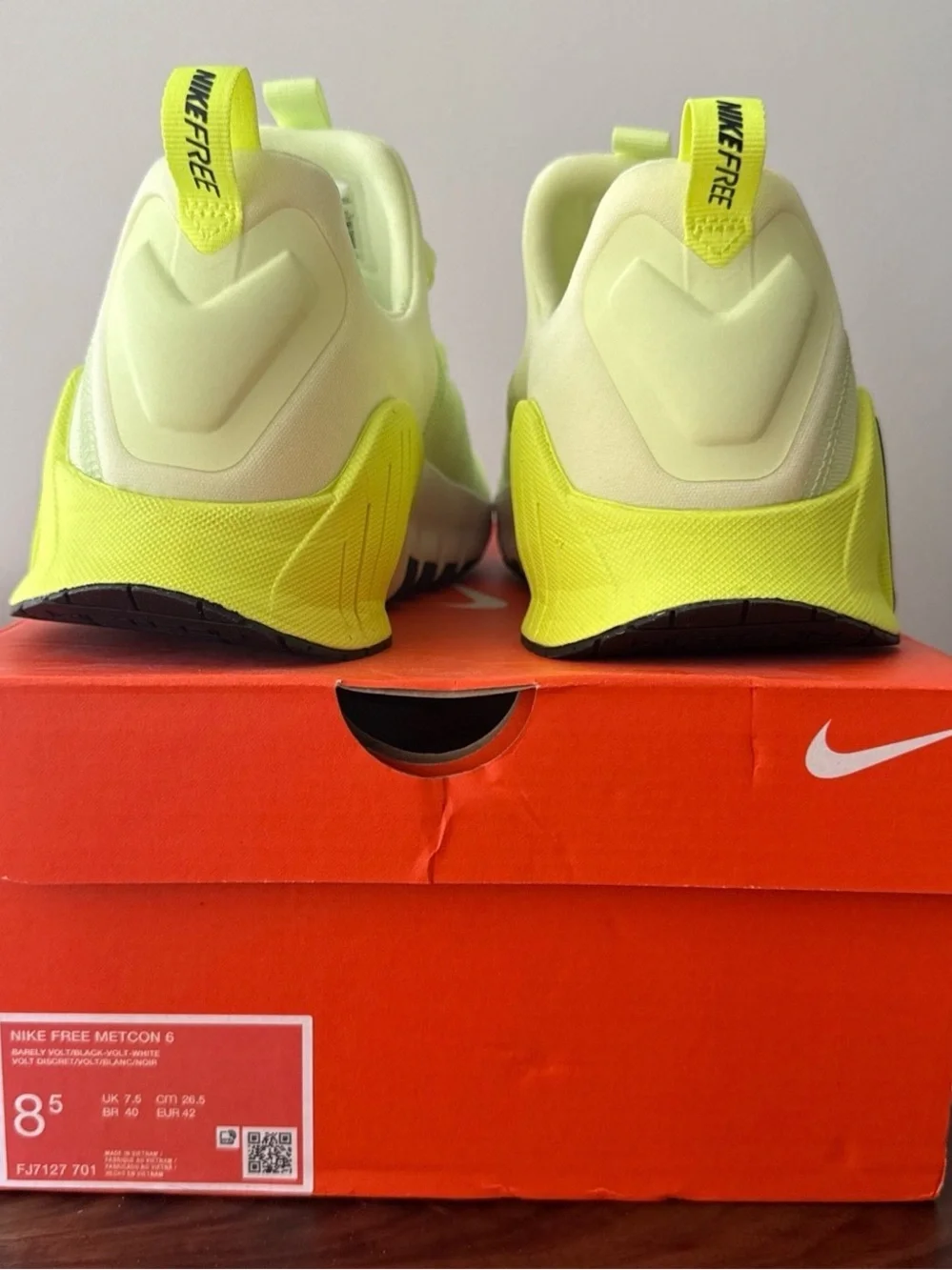 Nike Metcon 6 NIB W 10 / M 8.5 - RARE